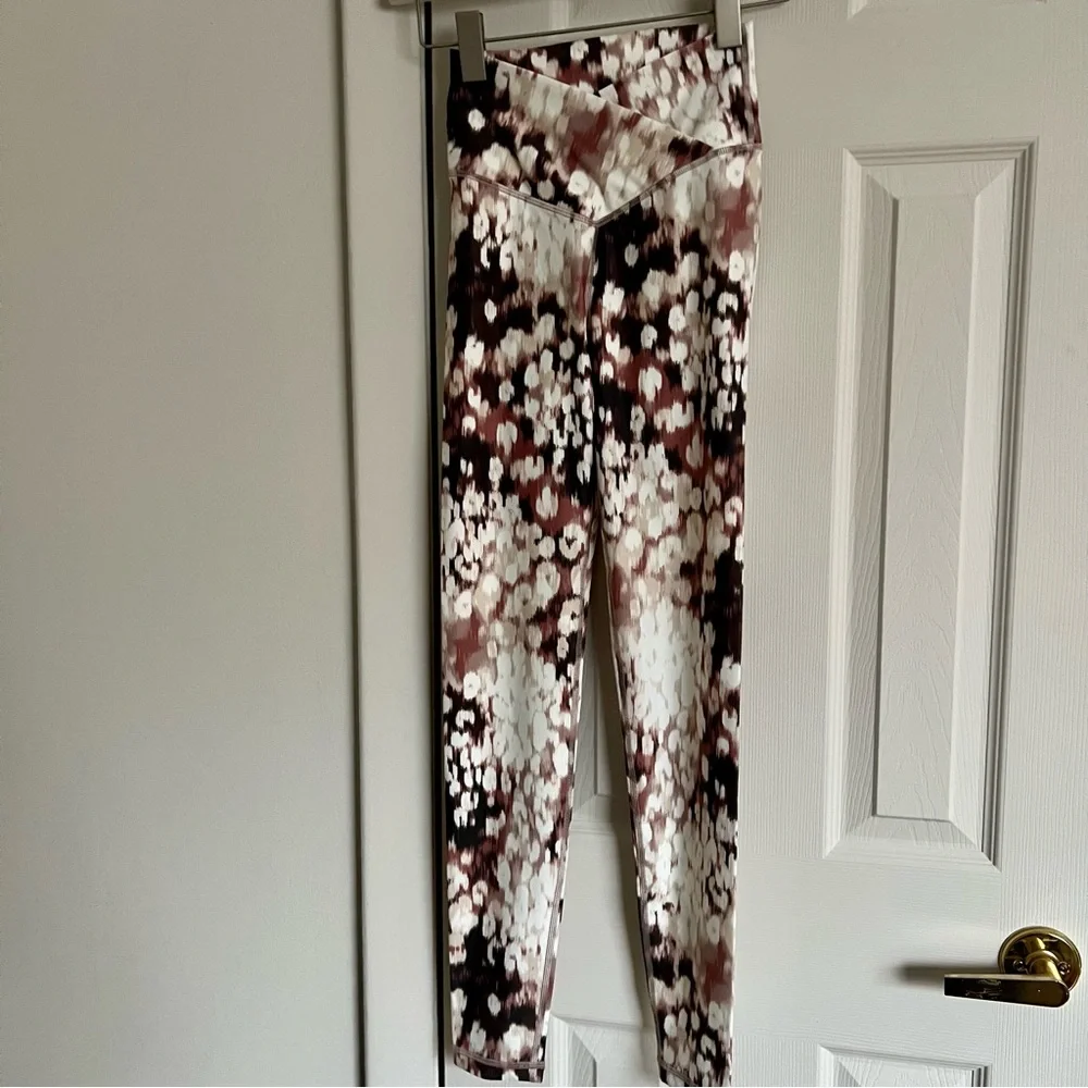 AERIE OFFLINE CROSSOVER 7/8 LEGGINGS - Picture 7 of 10